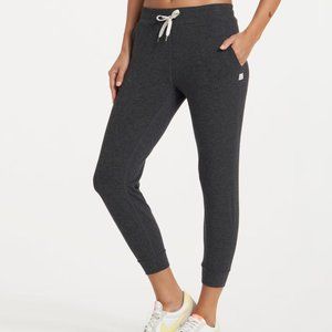 Women's Vuori Performance Joggers XS in Charcoal Heather